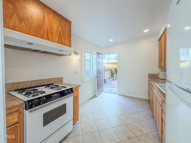 Detail Gallery Image 15 of 35 For 1065 Belfast Ln, Ventura,  CA 93001 - 3 Beds | 1 Baths