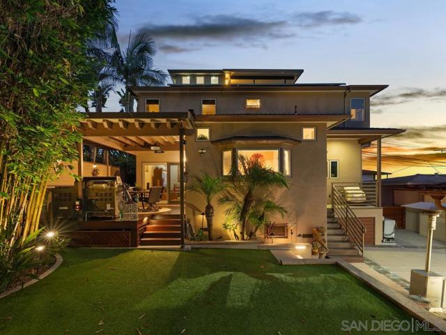 3435 Dickens, San Diego CA: https://media.crmls.org/mediaz/243a8dc9-f199-480e-a93b-a257c3428229.jpg