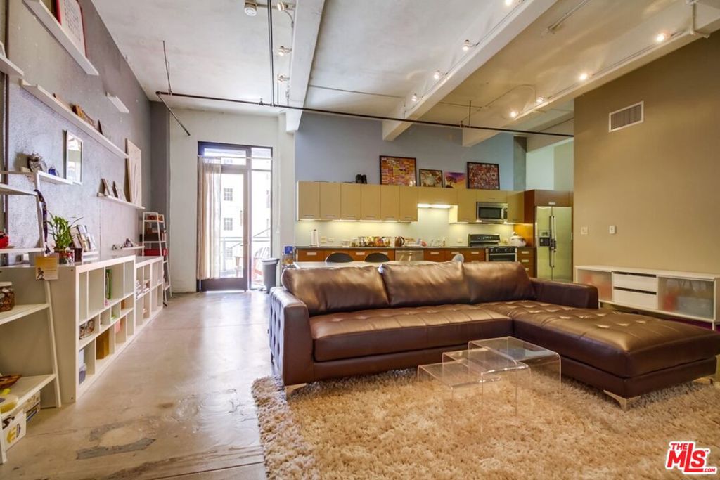 738 S Los Angeles Street 302, Los Angeles, CA 90014