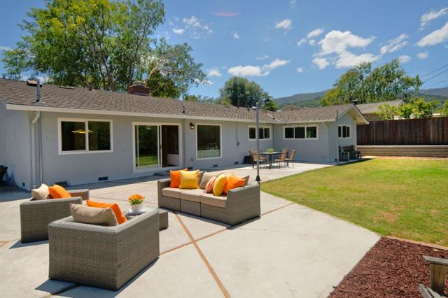 6538 Hampton Drive, San Jose CA: https://media.crmls.org/mediaz/243d6168-76ea-4f50-804a-48e7a5d38b75.jpg