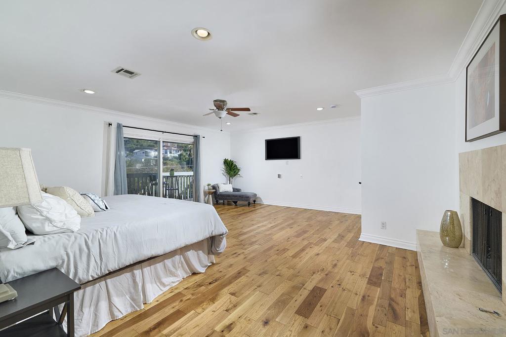 MLS #250045035SD image #8