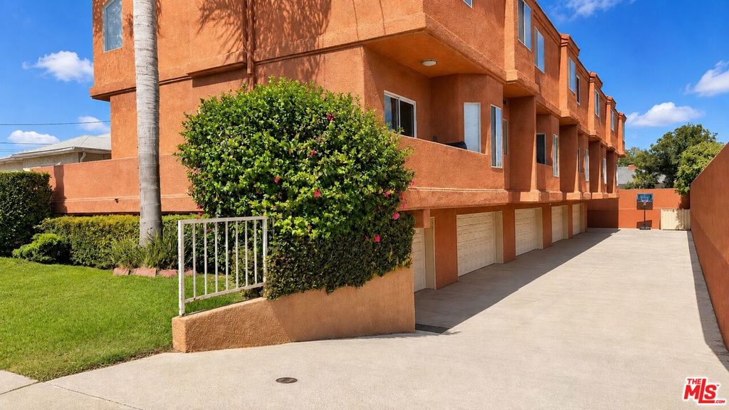 14714 S Budlong Avenue #4