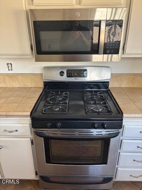 Detail Gallery Image 7 of 26 For 2041 Blackberry Cir, Oxnard,  CA 93036 - 2 Beds | 2 Baths