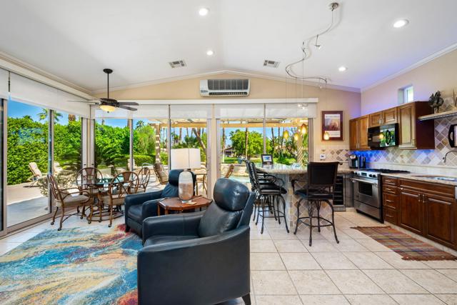 48170 Hjorth Street, Indio CA: https://media.crmls.org/mediaz/243f68fd-0ffe-4657-95df-07505f6d7d14.jpg