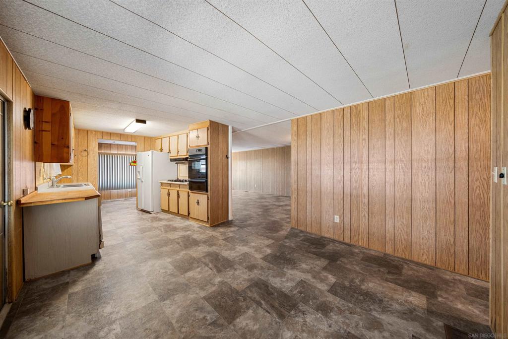 444 El Camino Real - photo 12