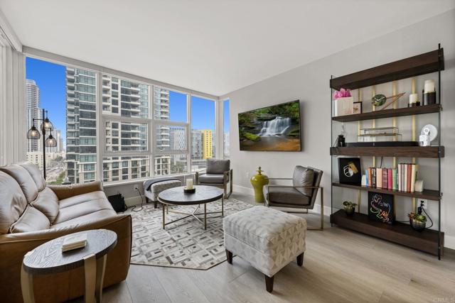 1325 Pacific Highway, San Diego CA: https://media.crmls.org/mediaz/24413738-2b97-4b06-8c8d-ff111e36882b.jpg