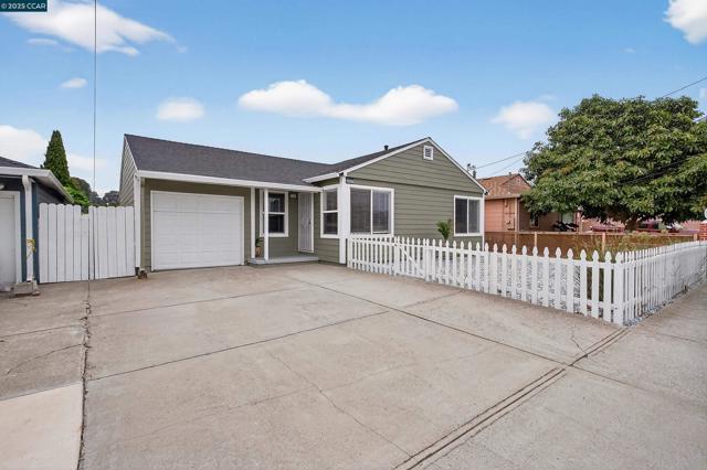 2921 Rollingwood Dr, San Pablo CA: https://media.crmls.org/mediaz/24418def-0722-4cf5-bea4-b0606a2101bf.jpg
