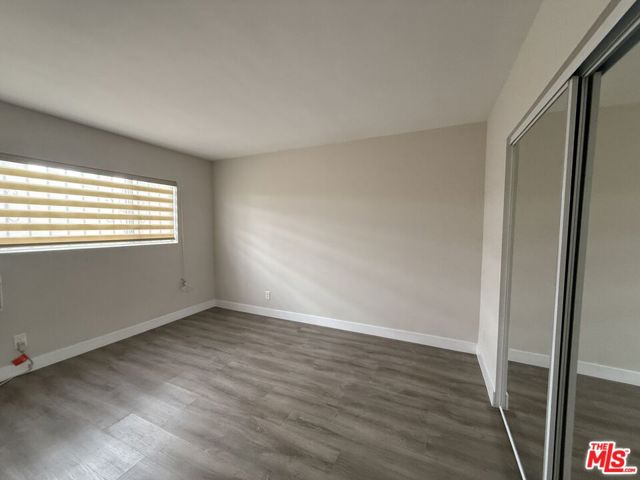 1625 Franklin Street, Santa Monica CA: https://media.crmls.org/mediaz/2441b9c4-3e0f-499d-85a8-c962cc76b039.jpg