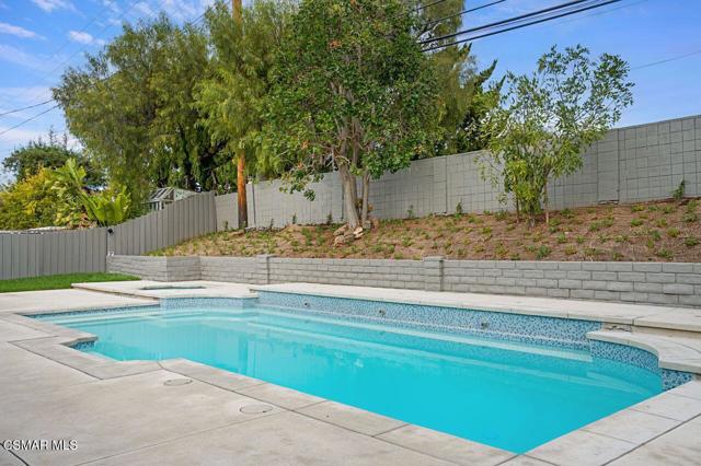 36_11946785_184500_184500-EM-136