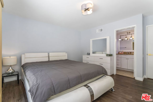 17133 Lorillard Street, Granada Hills CA: https://media.crmls.org/mediaz/2444b617-b229-4fc6-b7d9-b9cab6f08853.jpg
