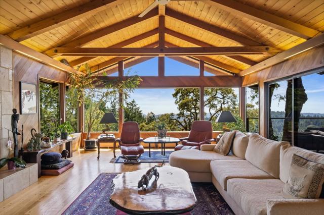 170 Fox Run, Los Gatos CA: https://media.crmls.org/mediaz/24454f59-62da-4a4d-b03d-8263cb775988.jpg