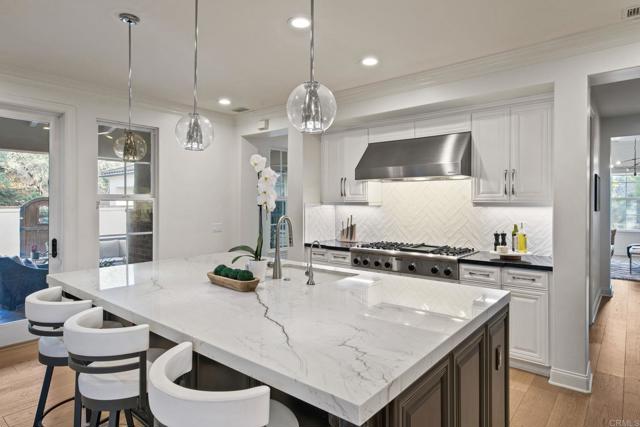 Detail Gallery Image 11 of 45 For 14271 Caminito Lazanja, San Diego,  CA 92127 - 4 Beds | 4/1 Baths