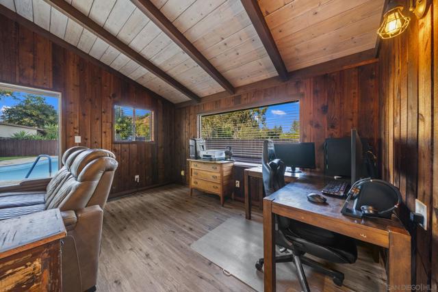 1780 Grove Rd, El Cajon CA: https://media.crmls.org/mediaz/244625ff-eec1-421f-98ca-4b0a2d3faaad.jpg