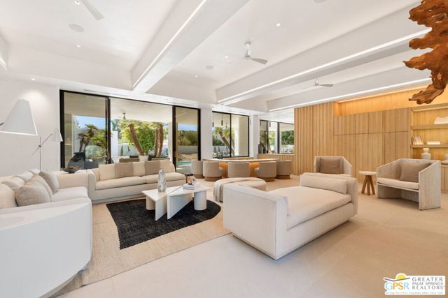 71000 Tamarisk Lane, Rancho Mirage CA: https://media.crmls.org/mediaz/2446a4b8-3f01-4b58-a2ee-434edb12b704.jpg