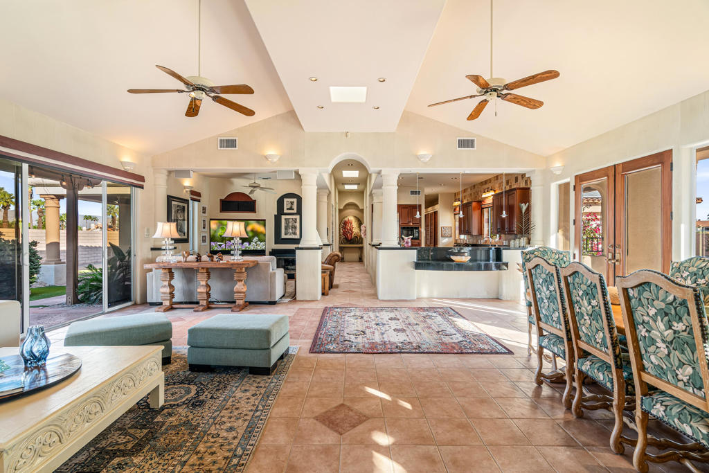 MLS #219138213DA image #10