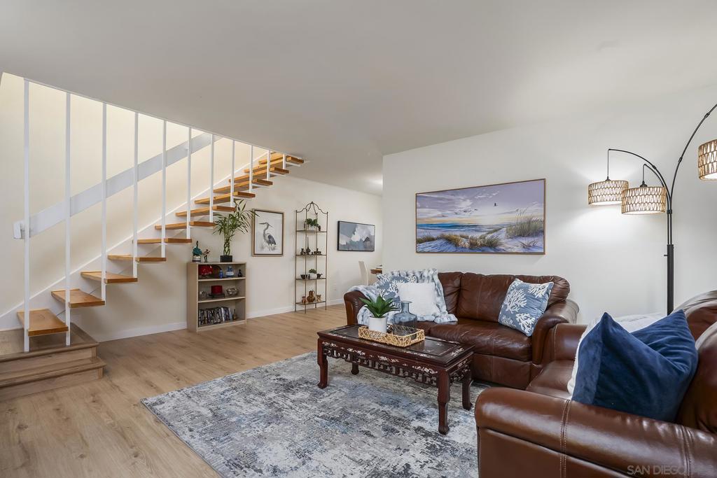 4062 Valeta #334