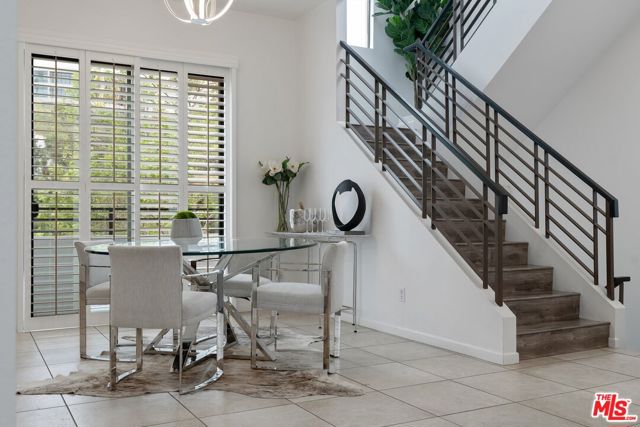 12923 Bluff Creek Drive, Los Angeles CA: https://media.crmls.org/mediaz/24486c8b-cc89-420f-a2c6-1be9819cb9a3.jpg