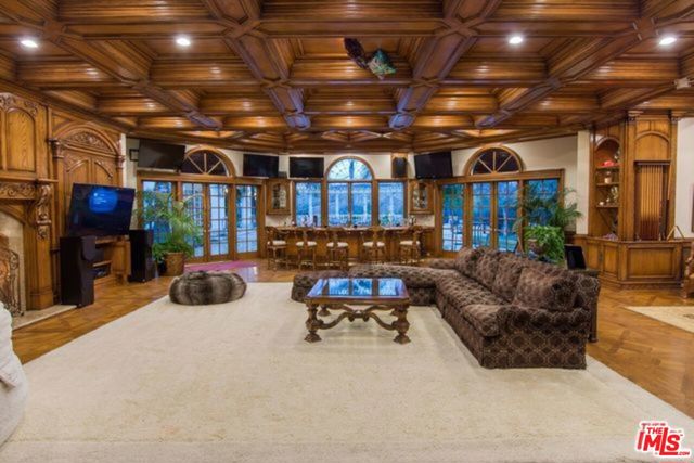 3855 BRUNSTON Court, Westlake Village CA: https://media.crmls.org/mediaz/244a0356-7ce0-483d-a975-4af7b4ed20aa.jpg