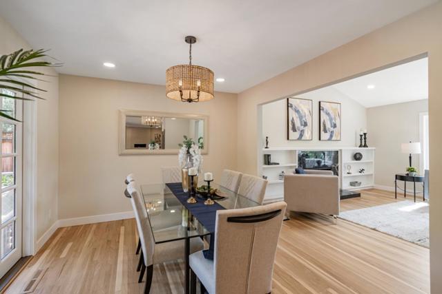 3574 Wellesley Court, Mountain View CA: https://media.crmls.org/mediaz/244a5d0d-5d64-4c28-bb76-f9367c572e01.jpg