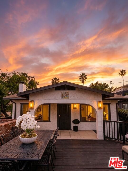 6155 Poppy Peak Drive, Los Angeles CA: https://media.crmls.org/mediaz/244bb5ec-99e5-4b27-9ad2-2cdb9a7a1f11.jpg