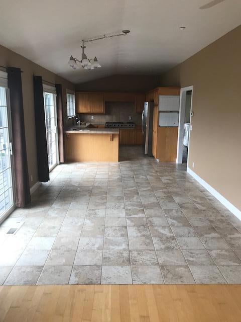 350 San Benancio Road, Salinas CA: https://media.crmls.org/mediaz/244c0609-0eb2-4251-a7bd-d54d10ed3ac2.jpg