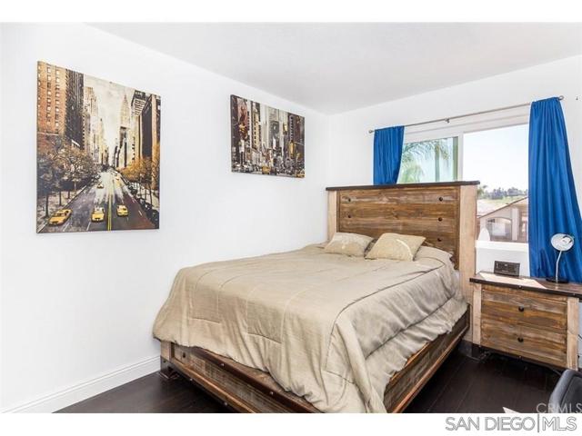 30478 Sierra Madre Drive, Temecula CA: https://media.crmls.org/mediaz/244c3916-bfd2-4b94-aa21-9ad8855bef40.jpg