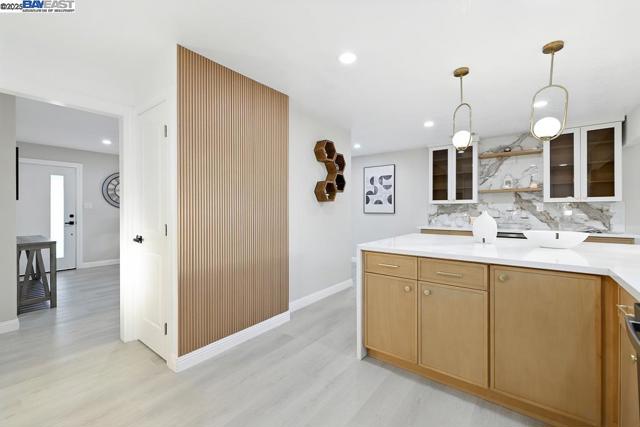 35856 Adobe Dr, Fremont CA: https://media.crmls.org/mediaz/244e44e6-d6e7-4f6f-90bd-169ca5baf729.jpg
