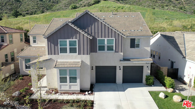 18648 Juniper Springs Drive, Canyon Country CA: https://media.crmls.org/mediaz/244e702a-5e85-41d5-8612-2acc8633362b.jpg