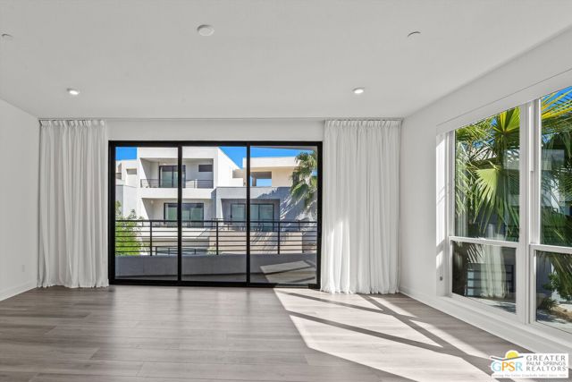 906 Cameron Center Drive, Palm Springs, CA 92264