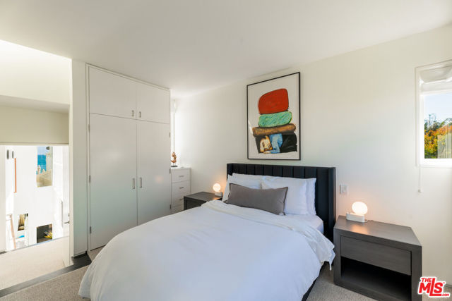 23754 MALIBU Road, Malibu CA: https://media.crmls.org/mediaz/2451aaa3-e77c-4f07-927a-d9b3d9d9d494.jpg