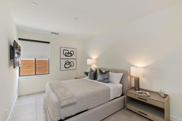 57939 Santo Thomas, La Quinta CA: https://media.crmls.org/mediaz/2451ec04-d336-48e9-bbc3-e371846045eb.jpg