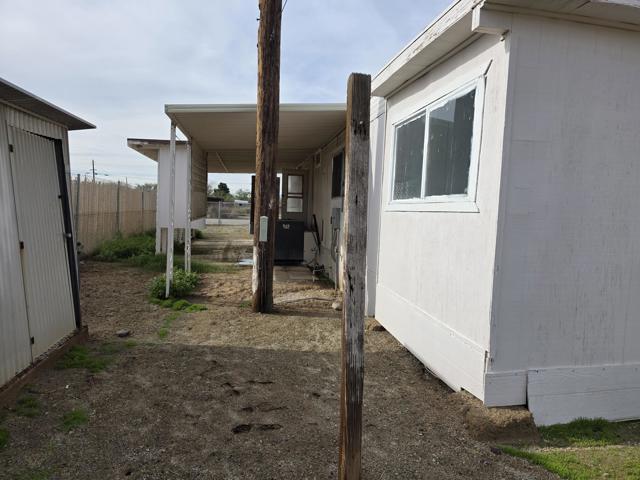 9588 Avenue H, Bombay Beach CA: https://media.crmls.org/mediaz/24531071-2abb-4932-9116-de42f2cfe3a9.jpg