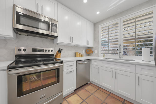 81 Sunrise Drive, Rancho Mirage, CA 92270