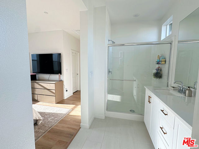 Image 14 of 31 For 4007 Pomelo Drive