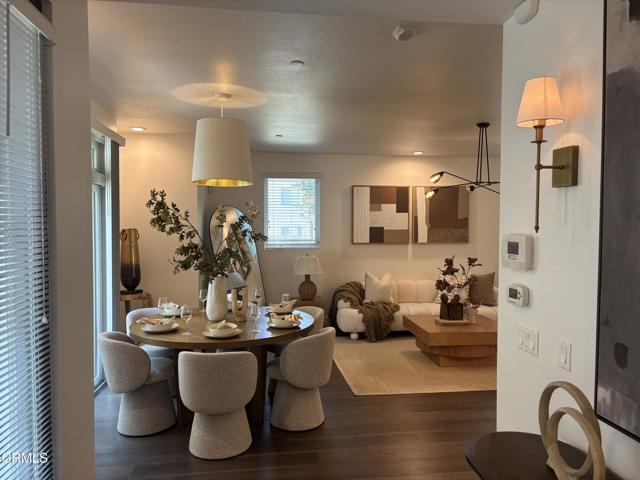 239 S Marengo Avenue, Pasadena CA: https://media.crmls.org/mediaz/24557f9f-e33d-4a57-8a84-56379145d237.jpg