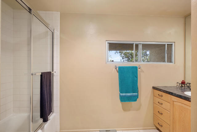 2504 N Whitewater Club Drive, Palm Springs CA: https://media.crmls.org/mediaz/245618d0-2aa8-46b1-a365-7a09b8432e8c.jpg
