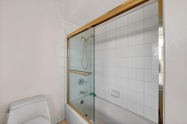 746 Jacaranda Circle, Hillsborough CA: https://media.crmls.org/mediaz/245629f9-66d9-400a-9191-7c60a389b9ed.jpg