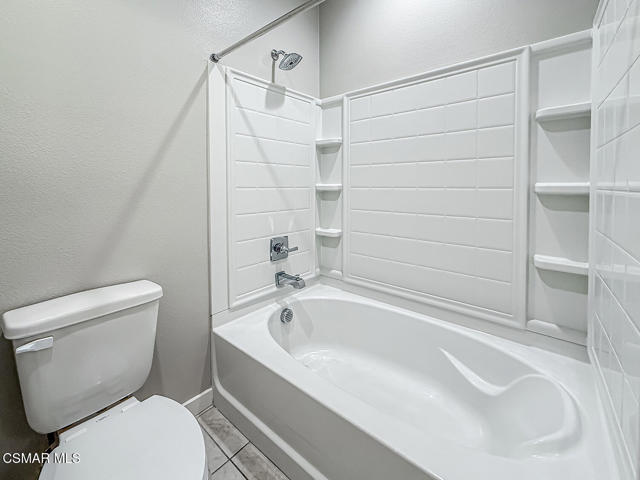 1953 Cottage Drive, Simi Valley CA: https://media.crmls.org/mediaz/2456ee03-7737-4b7d-85a9-3a969a451681.jpg