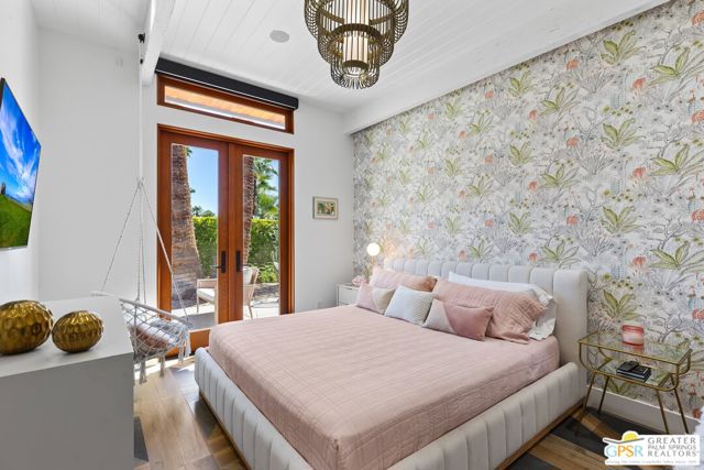 1189 N Rose Avenue, Palm Springs CA: https://media.crmls.org/mediaz/245755af-b7cf-4f20-b155-b0081f47a80e.jpg