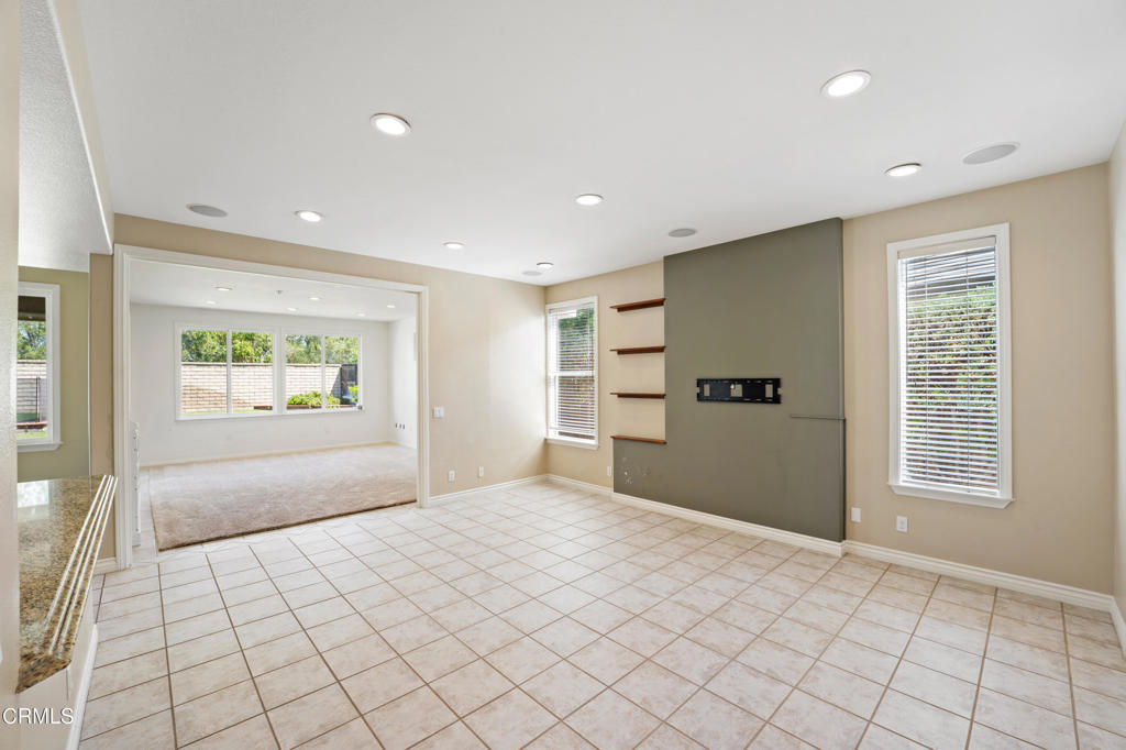 MLS #V1-31517 image #6