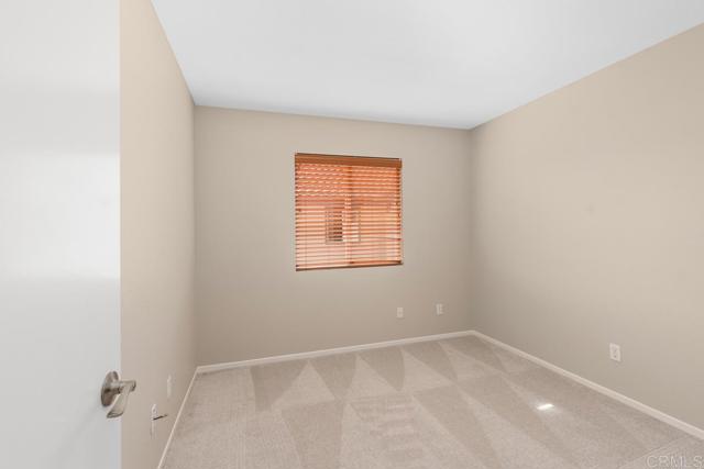 Image 21 of 36 For 10198 Wateridge Circle 157