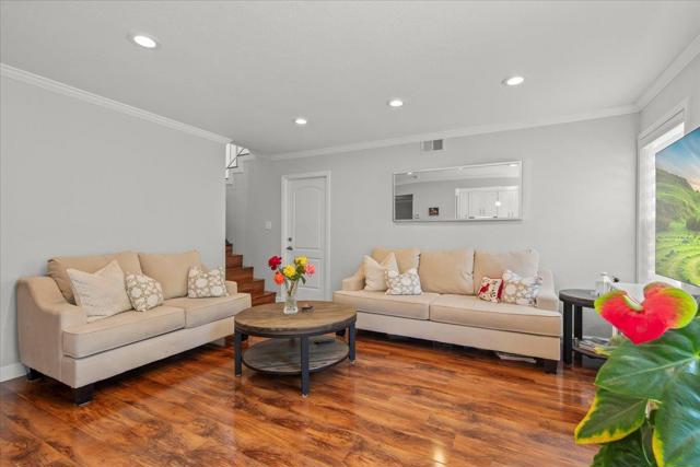 105 Calle Nivel, Los Gatos CA: https://media.crmls.org/mediaz/245ce420-b00f-4c5a-a2bb-6abcaf2de6c2.jpg