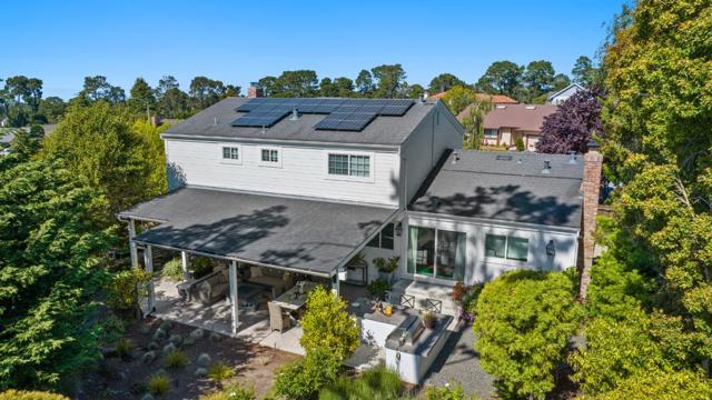 2 Black Tail Lane, Monterey CA: https://media.crmls.org/mediaz/245d1219-6647-4dc2-8a7f-e369502ea740.jpg