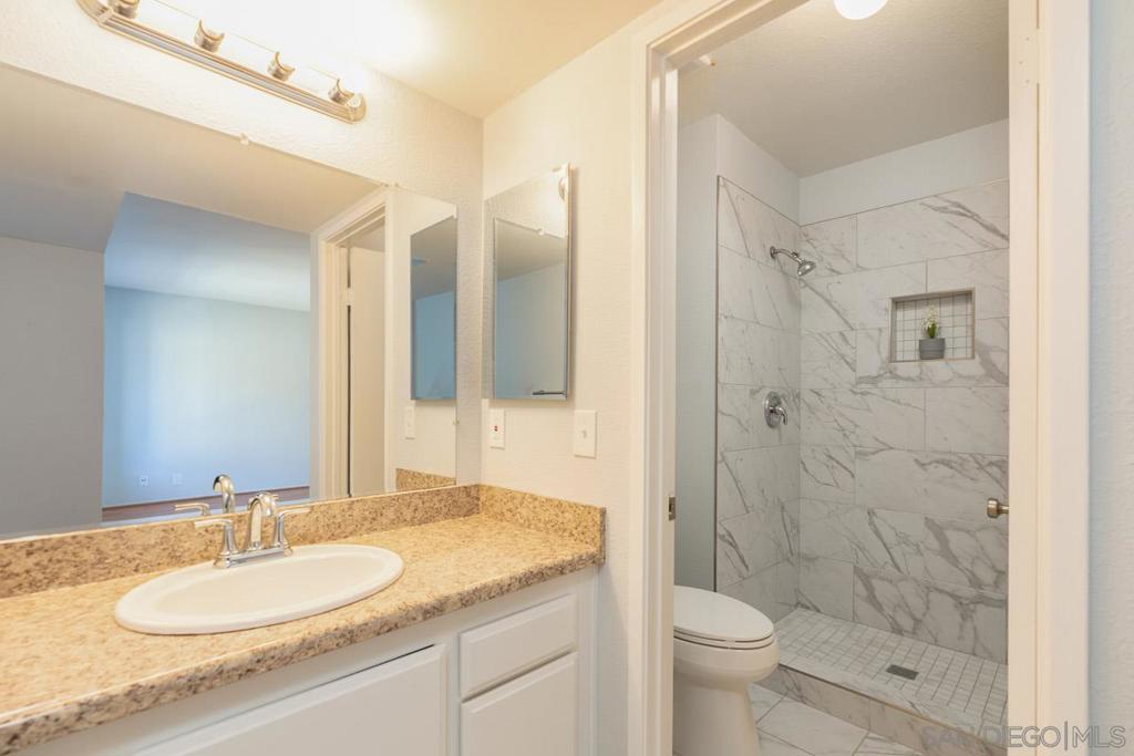 3286 Caminito Eastbluff - photo 13