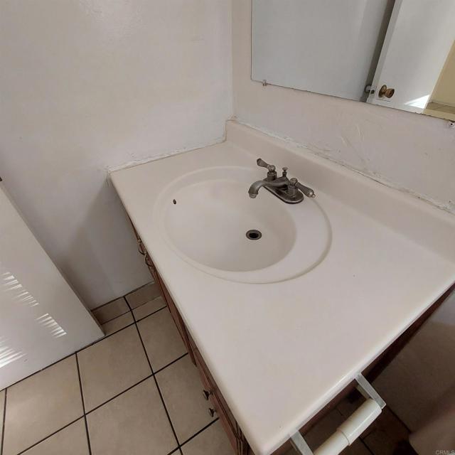 Detail Gallery Image 17 of 20 For 3877 Menlo Ave, San Diego,  CA 92105 - – Beds | – Baths