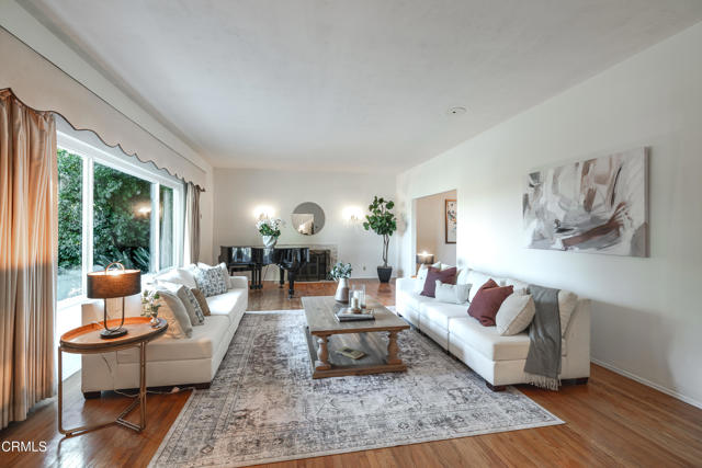 Detail Gallery Image 6 of 57 For 817 E Mountain St, Glendale,  CA 91207 - 5 Beds | 4/1 Baths