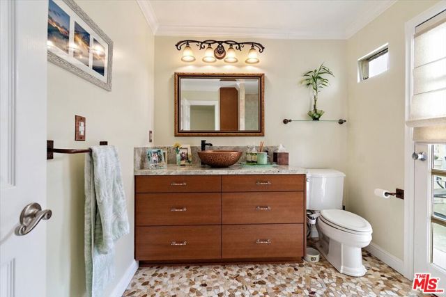 1501 Oak Avenue, Manhattan Beach, California 90266, 4 Bedrooms Bedrooms, ,2 BathroomsBathrooms,Residential,Sold,Oak,25504879