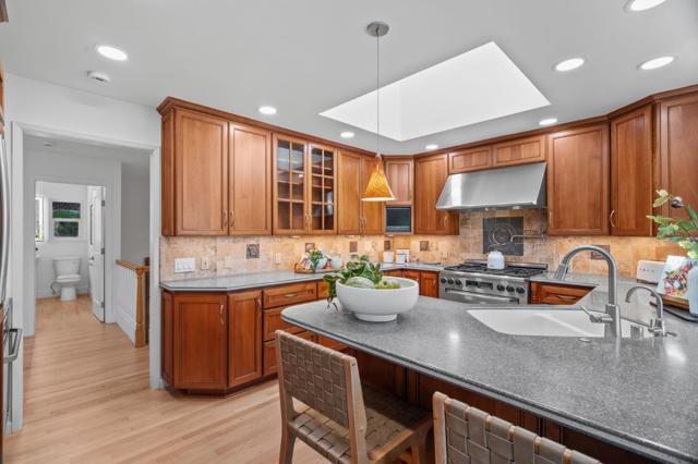 5957 Hosta Lane, San Jose CA: https://media.crmls.org/mediaz/246068b8-f179-4157-8a7c-43d712223cb9.jpg