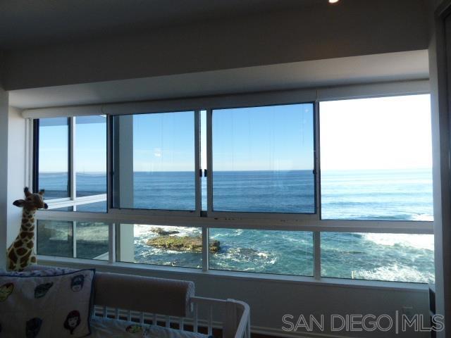 939 Coast Blvd - photo 10