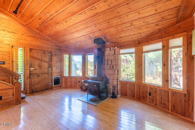 Detail Gallery Image 7 of 33 For 9001 N Highway 1, Mendocino,  CA 95460 - 2 Beds | 2/1 Baths